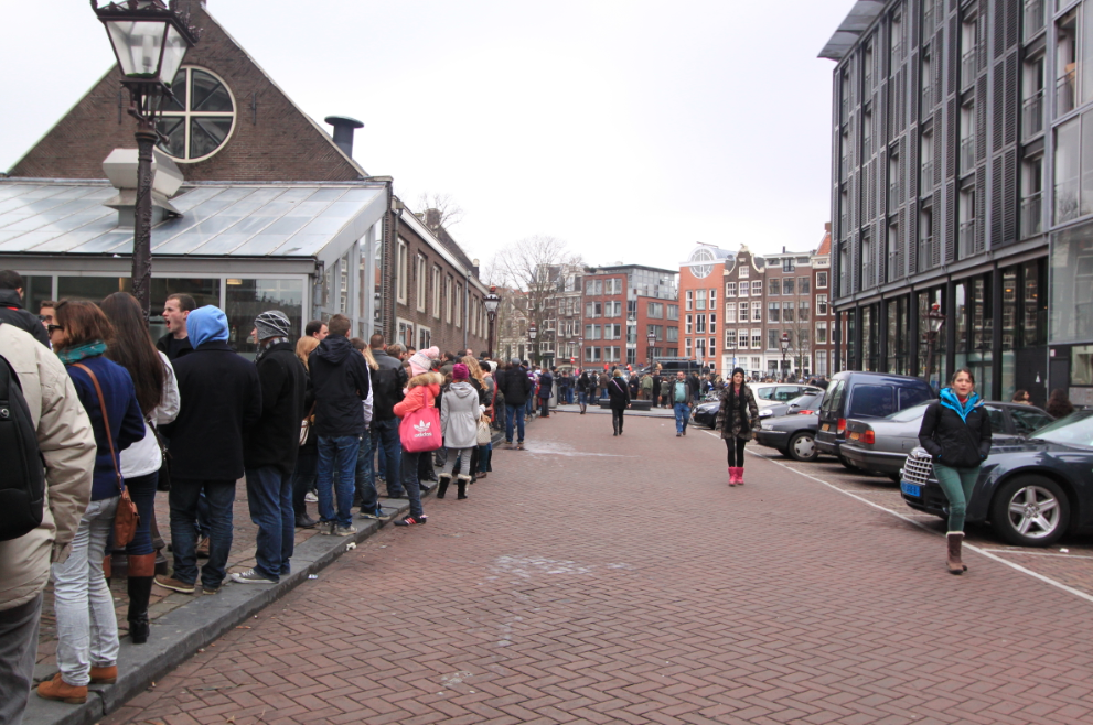 Queue at the Anne Frank House