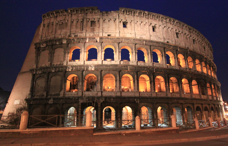The beautifully lit Colosseum.