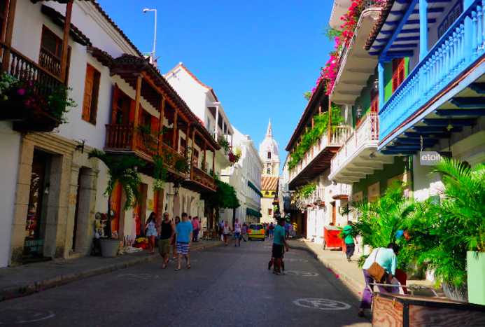 HOW TO CELEBRATE NEW YEARS (OR ANY DAY) IN CARTAGENA – Just Visiting